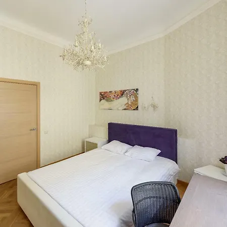 Elegance Art Noveau Area Apartment *